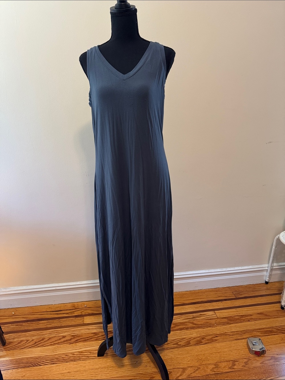 Athleta Slate Blue V-Neck Sleeveless Maxi Dress lined